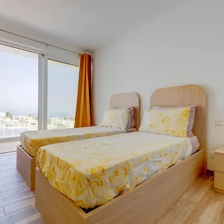 Seaview Modern 3br Duplex With Terrace By Quicktrips *