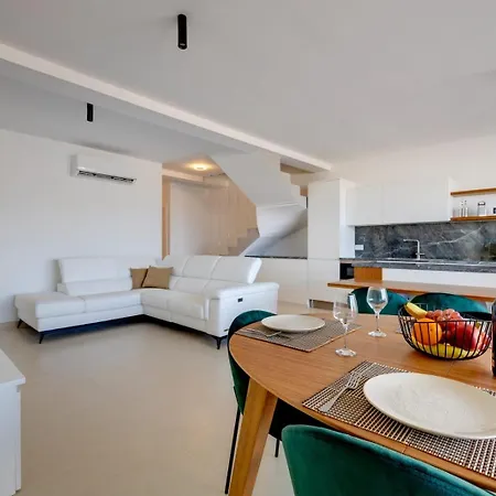 Lejlighed Seaview Modern 3br Duplex With Terrace By Quicktrips Is-Swieqi